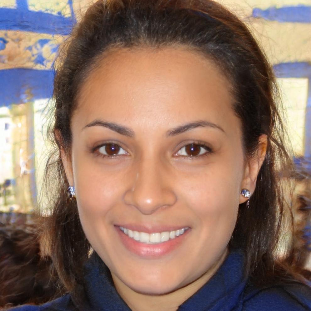 María González, Consultora Financiera